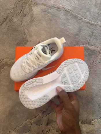 Tweedehands Nike Vomero 18 bike — afbeelding 4 van 5