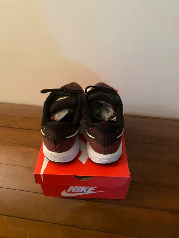 Tweedehands Nike Sneakers bike — afbeelding 3 van 5