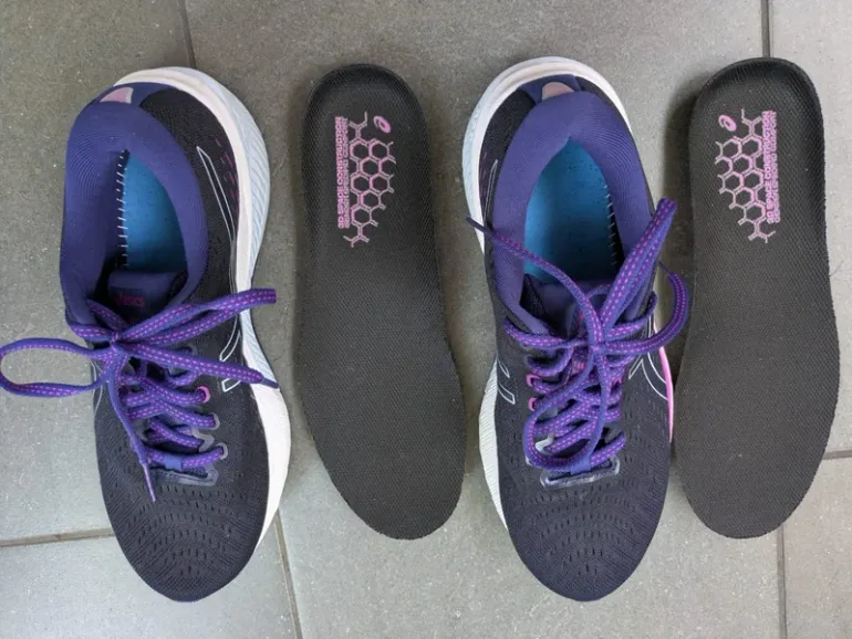 Asics Pursue 8 bike de segunda mano — imagen 8 de 9