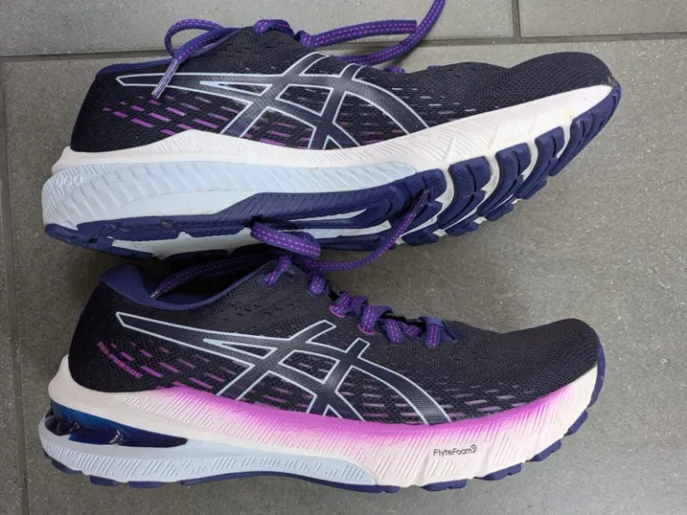 Asics Pursue 8 bike de segunda mano — imagen 3 de 9
