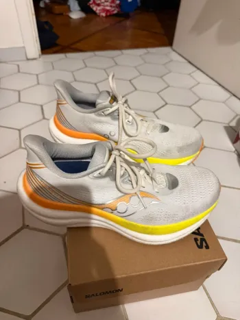 Käytetty Saucony Triomphe 23 bike — kuva 2 / 6