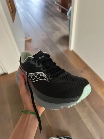 Tweedehands Saucony Guide 19 bike — afbeelding 3 van 4