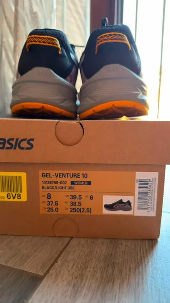 Used Asics Gel Ventus 10 bike — image 9 of 12