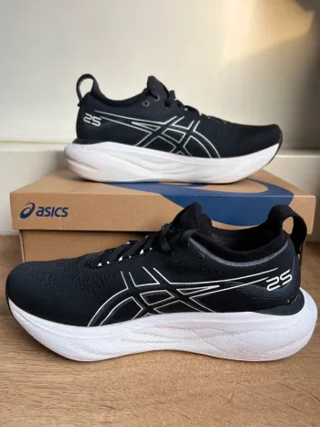 Used Asics Gel-Nimbus 25 bike