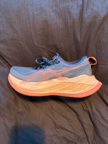 Gebrauchtes Asics Superblast 2 bike — Bild 2 von 3