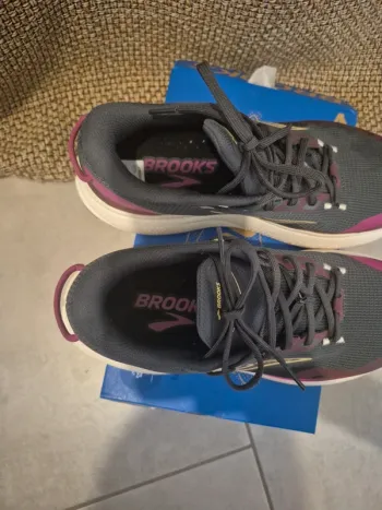 Used Brooks Divide 6 bike — image 4 of 4