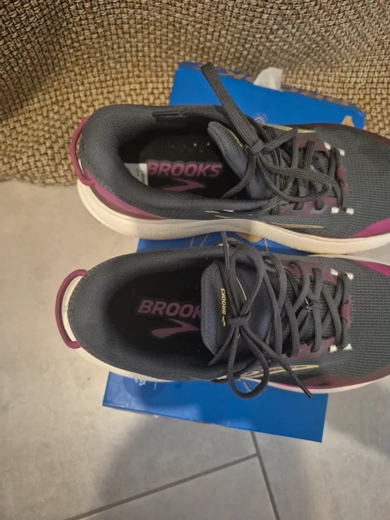 Used Brooks Divide 6 bike — image 4 of 4