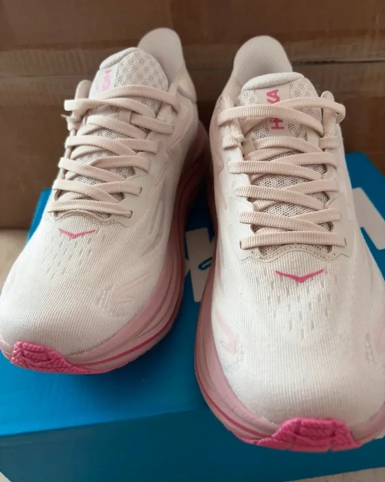 Tweedehands Hoka Clifton 10 bike — afbeelding 3 van 7