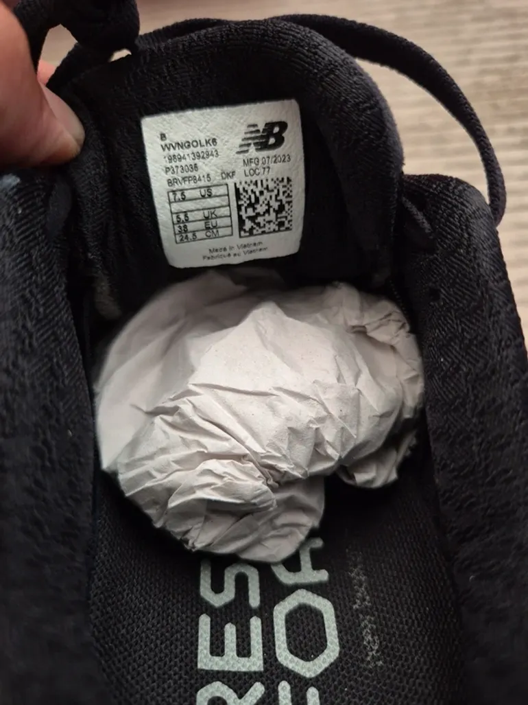 Used New Balance Fresh Foam Vongo v6 bike — image 7 of 11