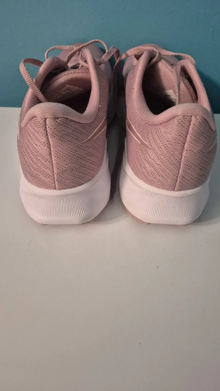 Used Asics Versablast 4 bike — image 5 of 6