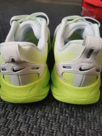 Nike Vomero 18 bike d'occasion — image 5 sur 11