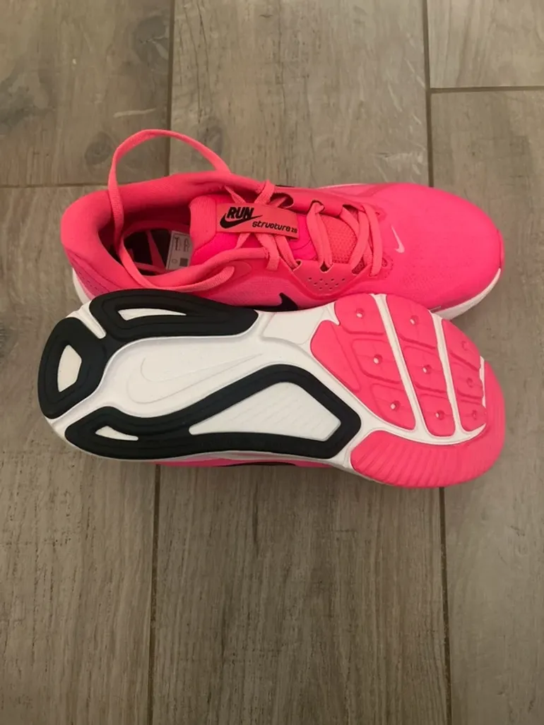 Used Rose Nike structure 26 bike — image 5 of 7