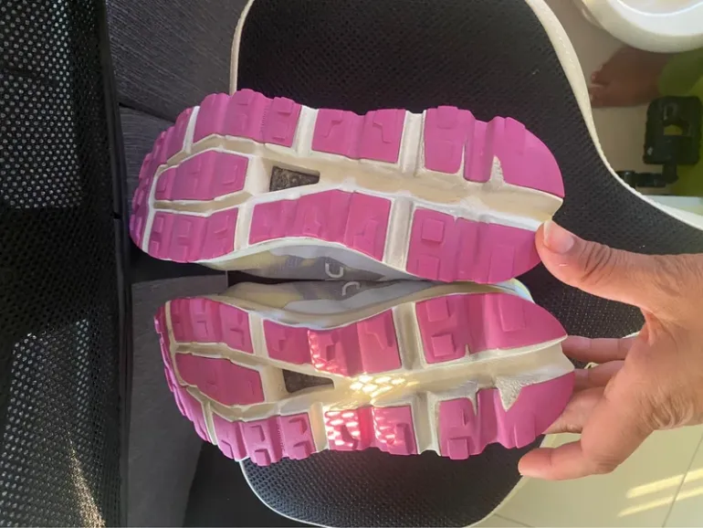 Used On Running shoes bike — image 6 of 6