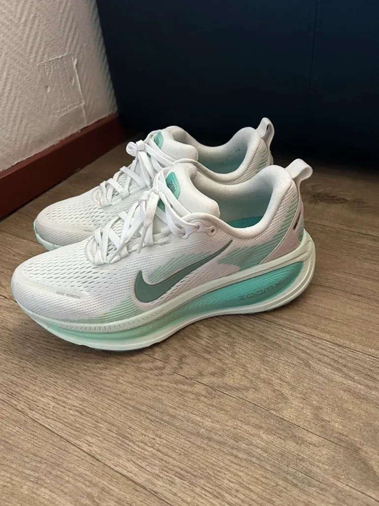 Brugt Nike Vomero 18 bike — billede 2 af 7