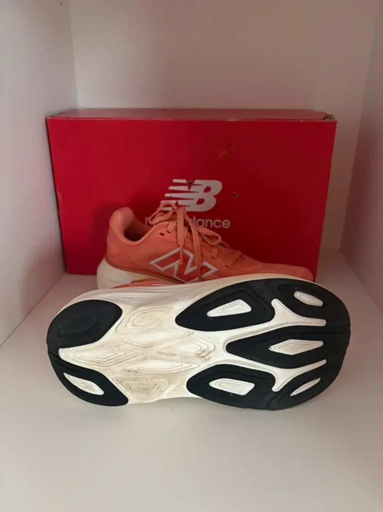 Used New Balance Sneaker bike — image 6 of 8