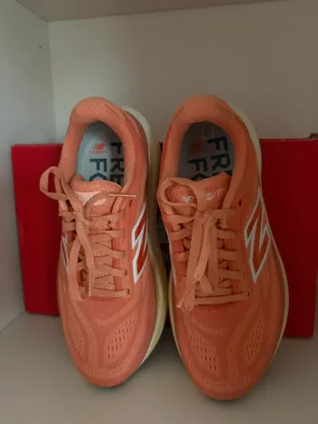 Used New Balance Sneaker bike — image 5 of 8