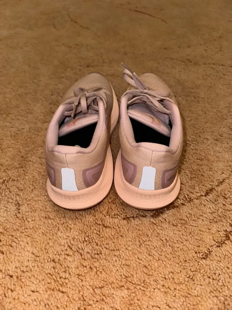 Used Asics GT-2000 12 bike — image 8 of 9