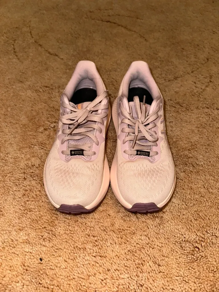 Used Asics GT-2000 12 bike — image 4 of 9