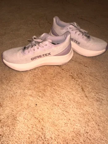 Used Asics GT-2000 12 bike — image 2 of 9