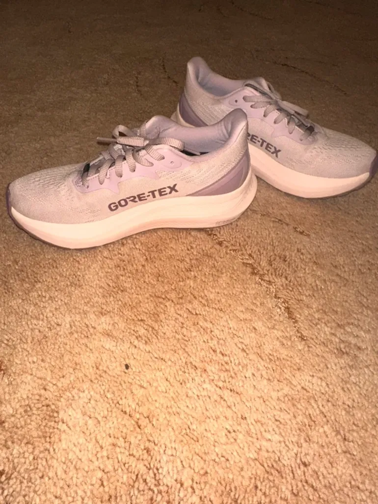 Used Asics GT-2000 12 bike — image 2 of 9