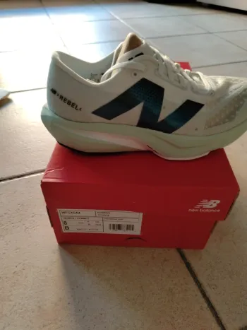 Used New Balance WFCXCA4 Roam bike