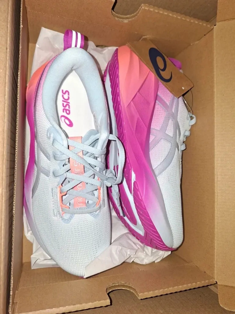 Used Asics Novablast 5 bike — image 5 of 5