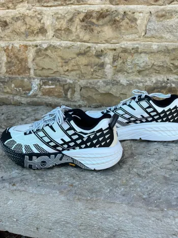Used Hoka Speedgoat 2 2025 bike