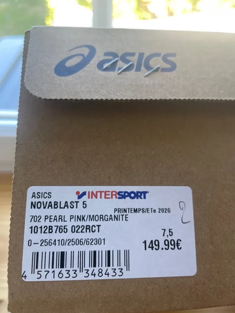 Used Asics Novablast 5 bike — image 7 of 9