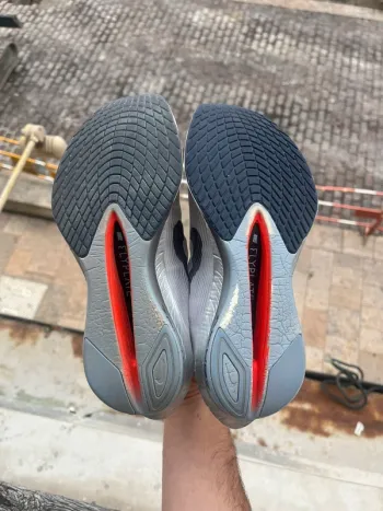 Nike Vaporfly Next% 4 bike d'occasion — image 7 sur 8