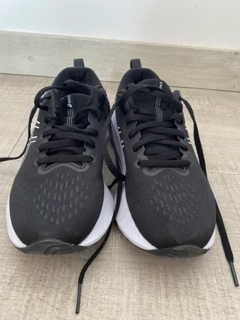Used Asics Shoes bike — image 5 of 7