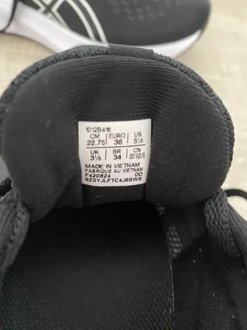 Used Asics Shoes bike — image 6 of 7