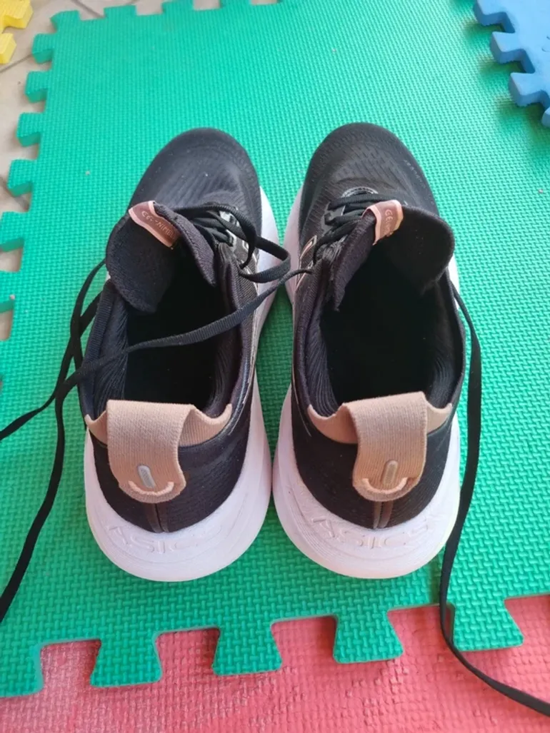 Used Asics Gel Nimbus bike — image 5 of 5