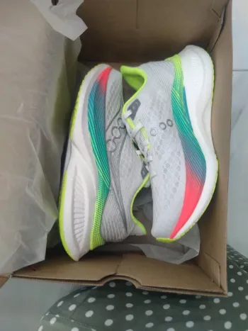 Saucony Endorphin Speed 5 bike d'occasion — image 2 sur 6