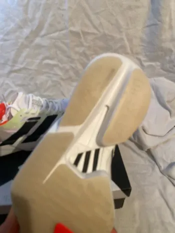 Used Adidas adizero adios pro 4 bike — image 6 of 9