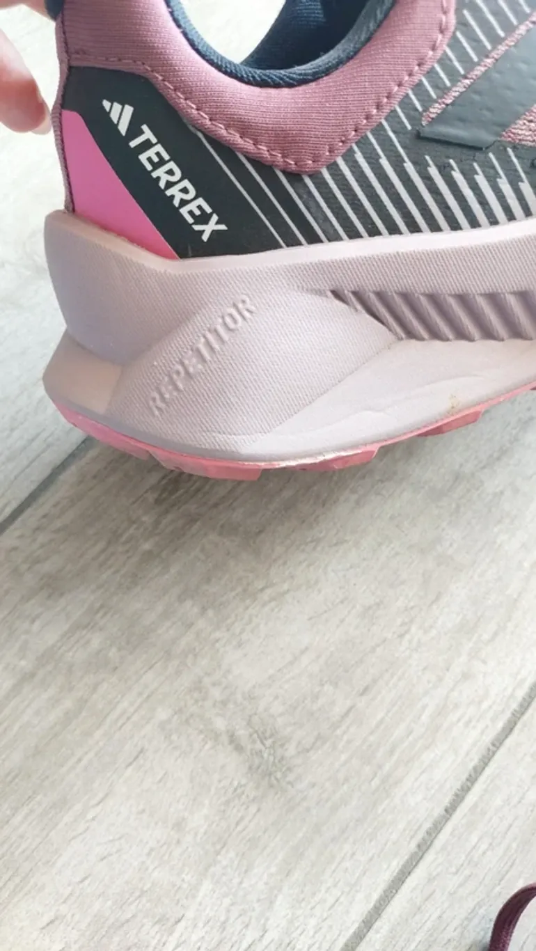 Adidas Terrex bike d'occasion — image 4 sur 5