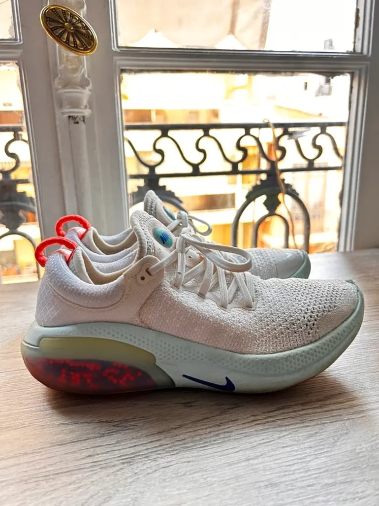 Used Orange Joyride Run Flyknit bike — image 2 of 5