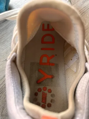 Used Orange Joyride Run Flyknit bike — image 4 of 5