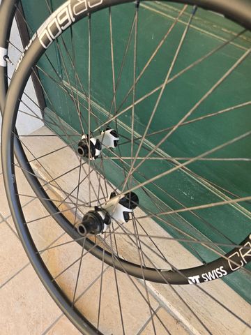 Brugt Dt Swiss CR 1600 2025 bike — billede 2 af 8
