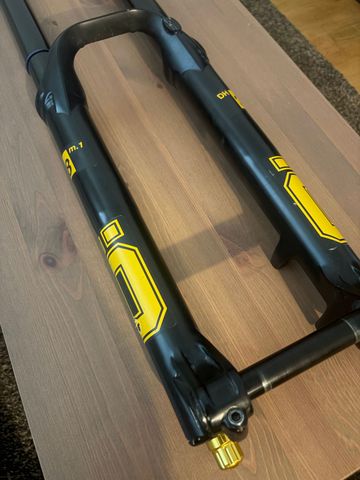 Used Öhlins DH38 M.1 Fork bike — image 3 of 4