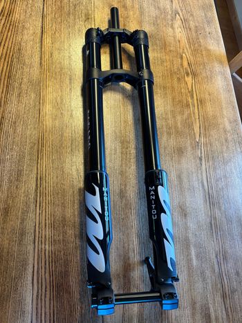Gebrauchtes Manitou Dorado Expert Fork 2025 bike