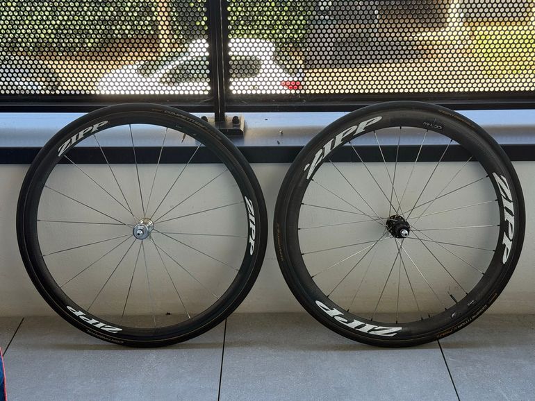 Brugt Zipp 202 and 303 Wheels bike — billede 1 af 6