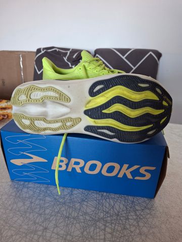 Used Brooks Glycerin Max bike — image 3 of 7