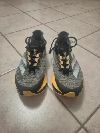 Used Adidas Adizero Boston 12 bike