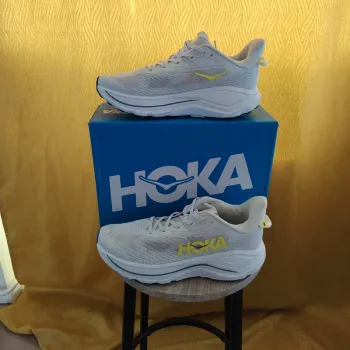 Used Hoka Chaussures bike