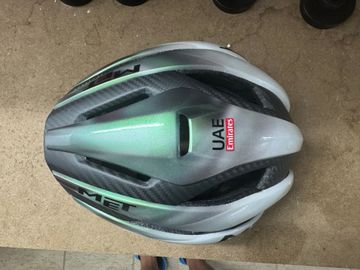 Käytetty MET Trenta 3K Mips UAE 2025 bike — kuva 4 / 5