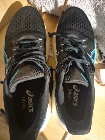 Asics hardloopschoenen bike d'occasion — image 3 sur 4