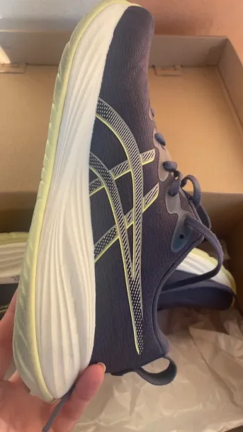 Used Asics Gel-Cumulus 27 bike — image 6 of 13