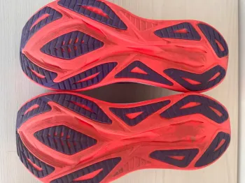 Used Asics Superblast 2 bike — image 5 of 6