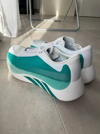 Adidas Hyperboost Edge bike usato — immagine 10 di 10