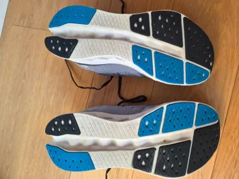 On Running Cloudsurfer 2 bike usato — immagine 8 di 10